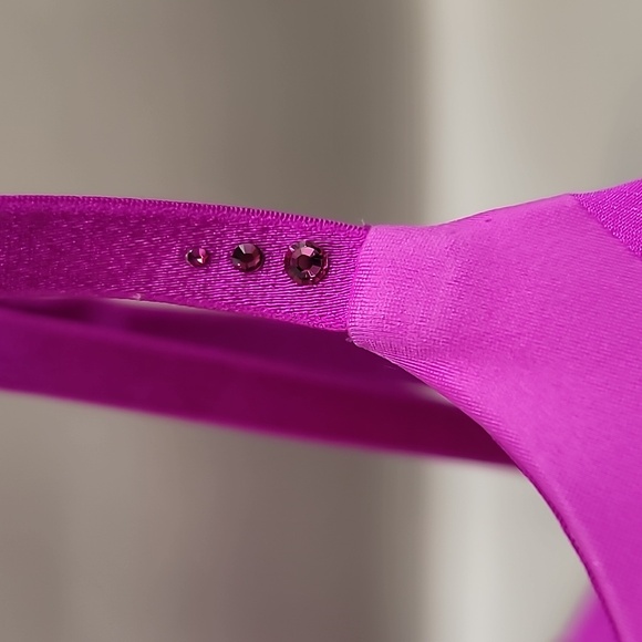 Victoria's Secret Biofit PushUp Bra 32D Fuchsia Padded Underwire Plunge Lingerie - Picture 3 of 8